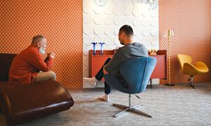 Choosing a therapist or counselor for opioid use disorder