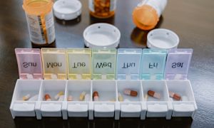 High cholesterol: Tips for managing multiple medications