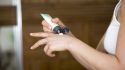 How to prevent scratching when you have chronic hives
