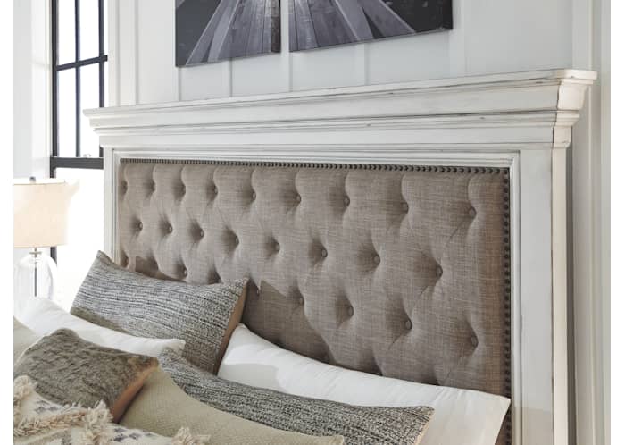 Kanwyn King Bed Whitewash Dufresne Furniture Appliances