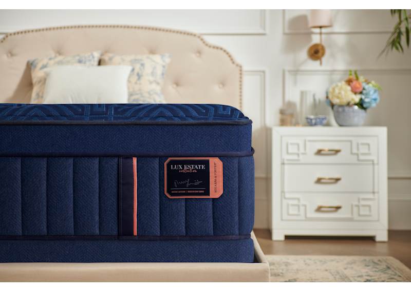 Stearns & Foster Estate Darcy 16.25 Stearns & Foster Estate Darcy 16.25