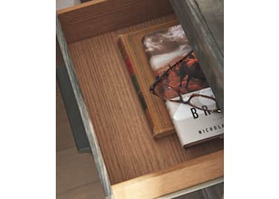 Wynnlow chest hot sale of drawers