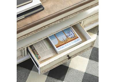 Realyn Coffee Table with Lift Top Ashley Canada