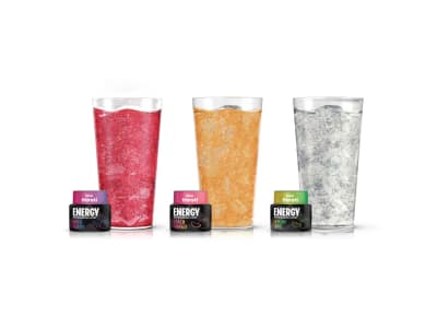 How to make a sparkling water with fruit ice cubes using the Ninja Thi