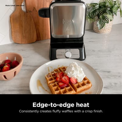 Best Stuffed Waffle Makers of 2023 - Cuisine Top Reviews