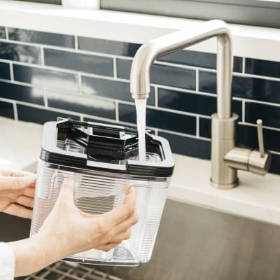 This $20 Tool Can Transform Piping Hot Pour-Over into Iced Coffee in Just  60 Seconds