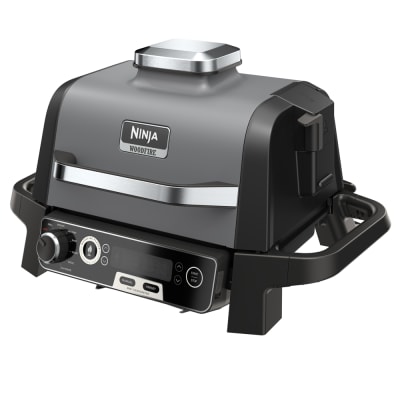 Ninja OG751BRN Woodfire Pro Outdoor Grill and Smoker with Built in  Thermometer, 7 in 1 Master Grill, Grey, Electric, with XSKCOVER Cover +  XSKOP2RL