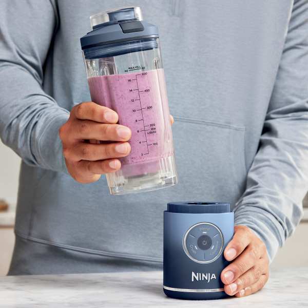 Ninja Blast™ Max Cordless Portable Blender Deep Navy, 22 oz