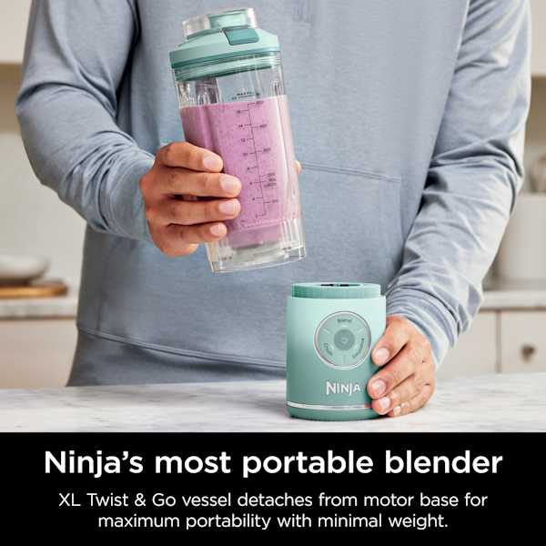 新品NINJA☆BlASTMAX Amazon.com: Ninja Blast Max Portable Blender with 22oz Twist
