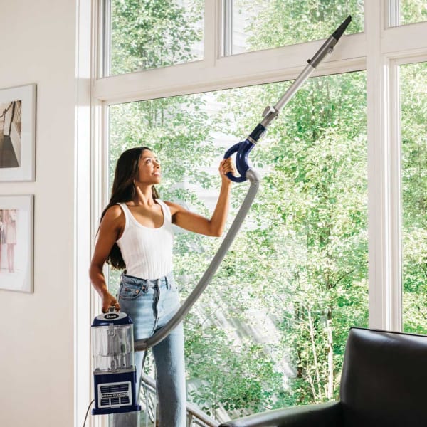 Shark Navigator® Lift-Away® Deluxe Upright Vacuum Upright Vacuums - Shark