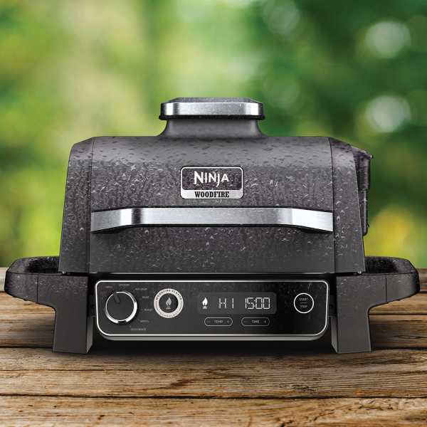 Ninja Woodfire™ Outdoor Grill & Smoker, 7-in-1 Master Grill