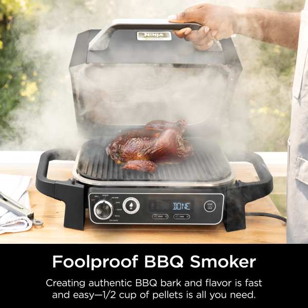 Ninja Woodfire™ Outdoor Grill & Smoker with Wireless Thermometer