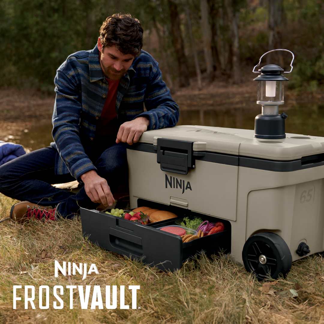 Ninja FrostVault™ 65qt Wheeled Cooler with Dry Zone (Lakeshore Blue)