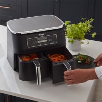 Ninja - NINJA FOODI AF300EU - Friteuse sans huile Dual Zone - Fonctions  Sync, Match - 6 modes de cuisson - 7,6L - 2400W - Friteuse - Rue du Commerce