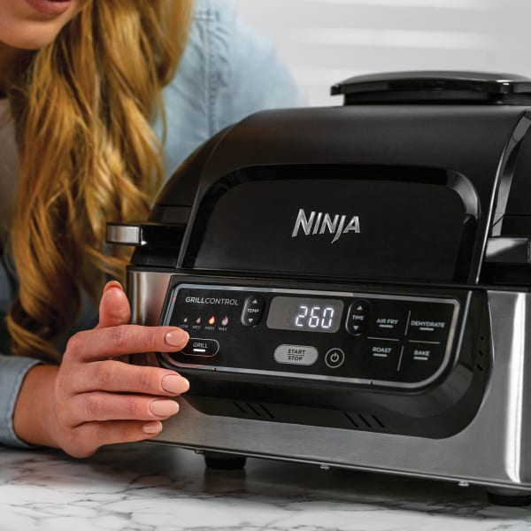 Rapid Cooker e Friggitrice ad aria Ninja Speedi: recensione,  caratteristiche e prezzo