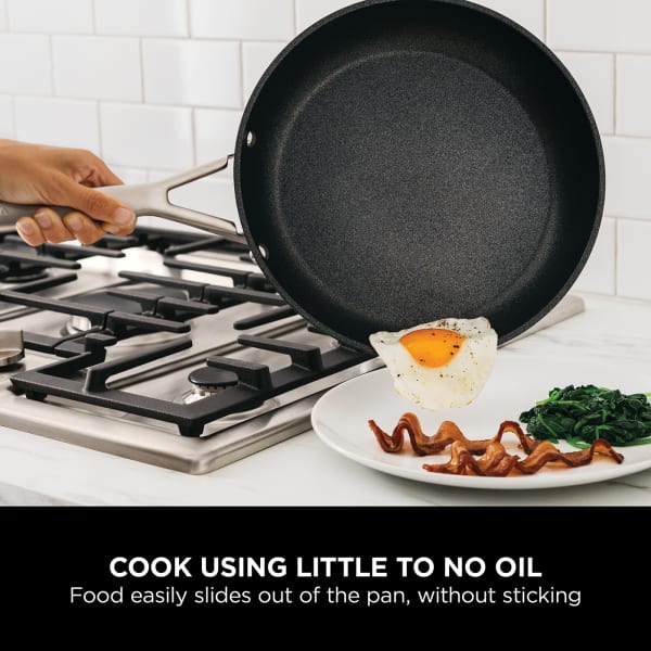 Ninja ZEROSTICK Essentials 26cm Sauté Pan with Lid - ninjaGB