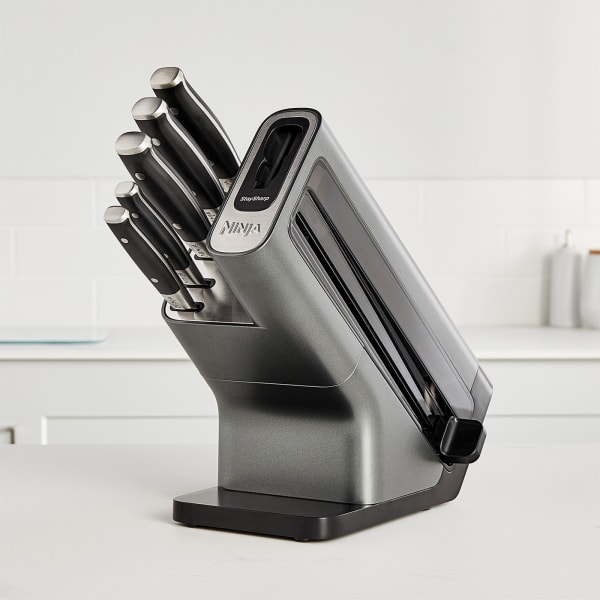 Ninja Foodi StaySharp Knife Block with Integrated Sharpener