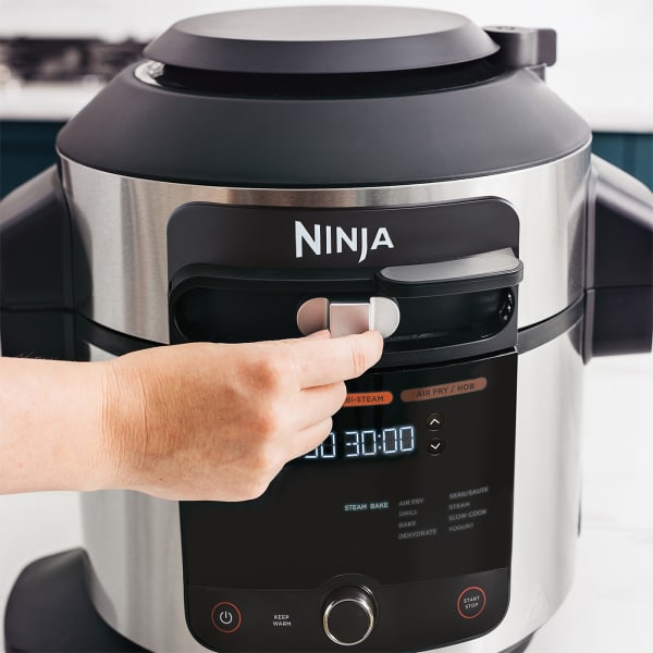 OL550EU OLLA ELÉCTRICA MULTIFUNCIÓN 6L SMARTLID MULTI COOKER NINJA