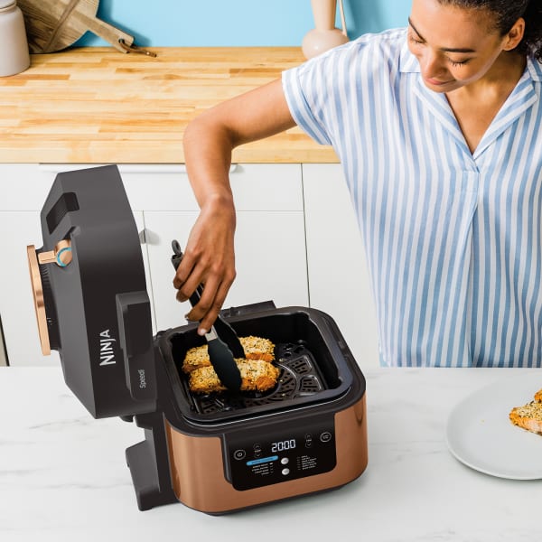 Ninja Speedi 10-in-1 Rapid Cooker and Air Fryer ON400UK Review: Meals fast