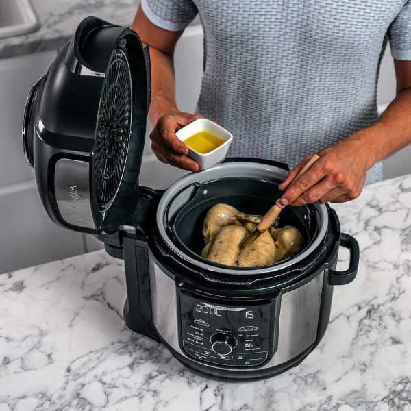 Ninja Foodi 10-in-1, 8 Quart XL Pressure Cooker Air Fryer Multicooker  (Refurbished)