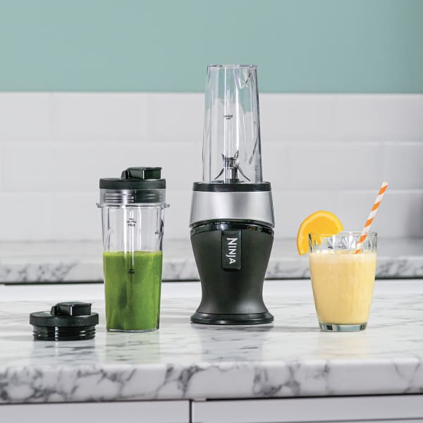NINJA Fit Compact Personal Blender Best for Smoothies & Frozen Drinks  QB3001 I LOVE IT!!! 