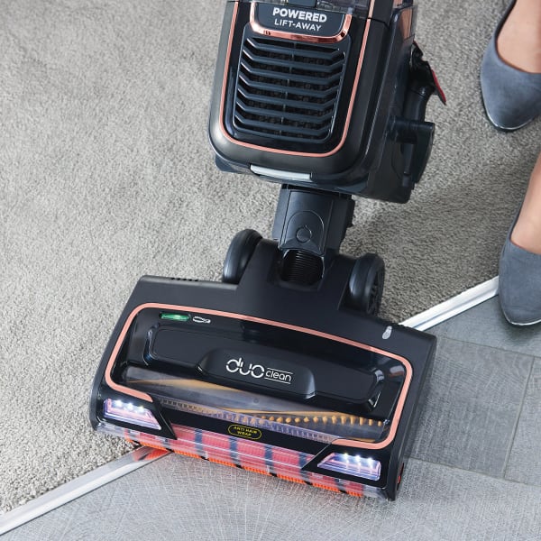 Shark Classic XL Anti Hair Wrap Upright Pet Vacuum AZ950UKT