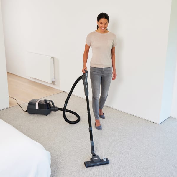 Shark 2024 canister vac