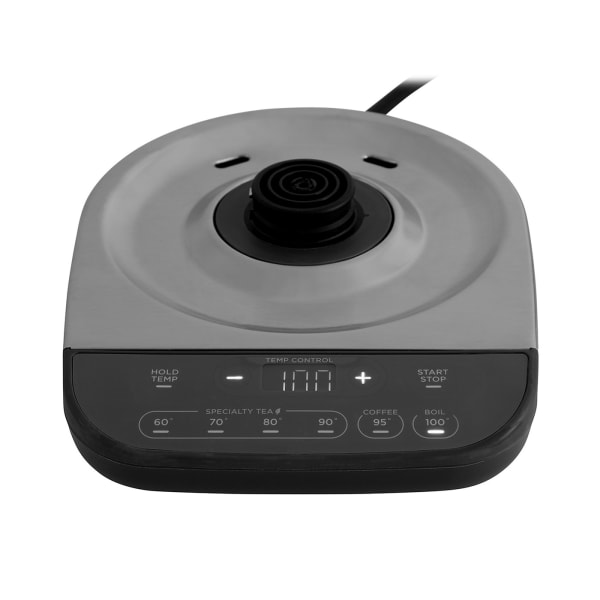 Electric kettle with base clearance