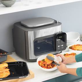 The oven that delivers family-sized meals in 15 minutes***