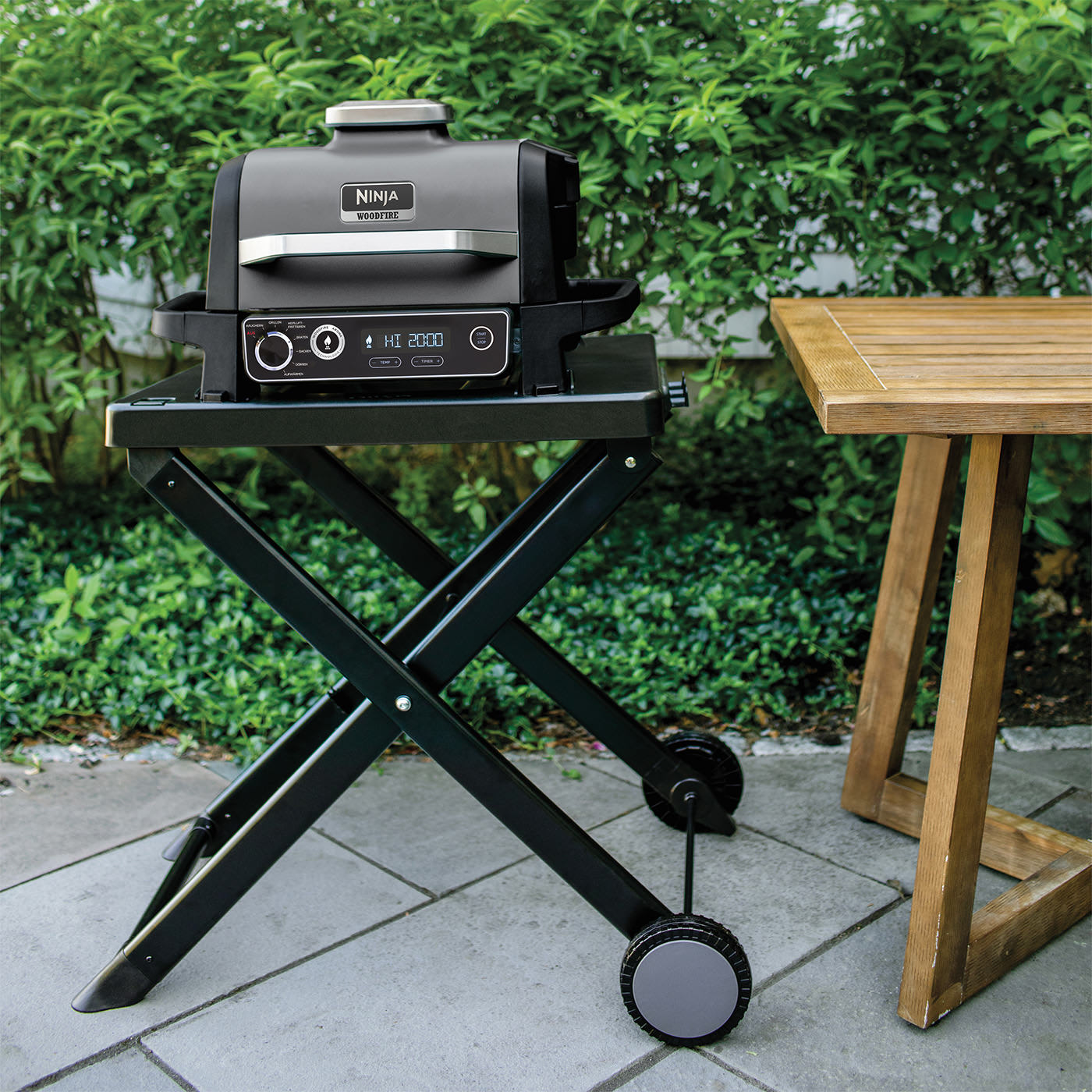 Gewinnspiel Woodifire Grill und Smoker Outdoor Grilltisch