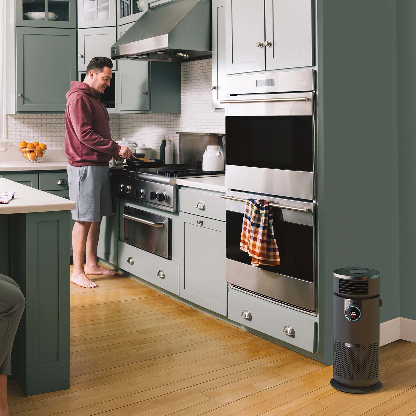Automatically purifies your air Automatically purifies your air
