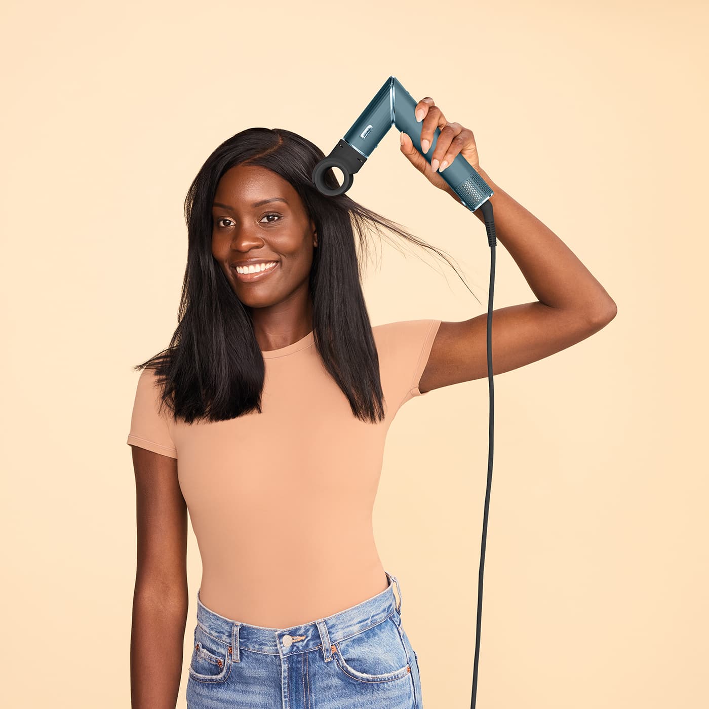 Acabado brillante sin frizz Acabado brillante sin frizz