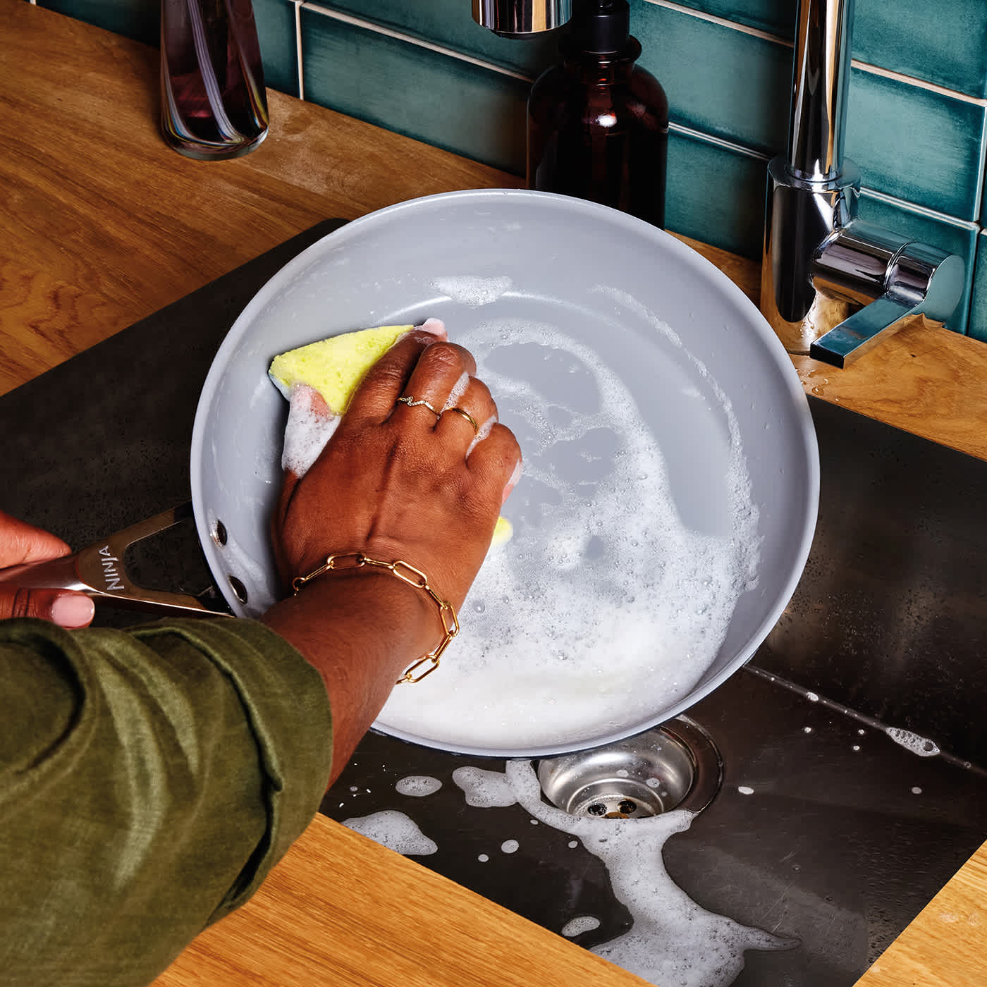 Dishwasher safe for easy cleaning