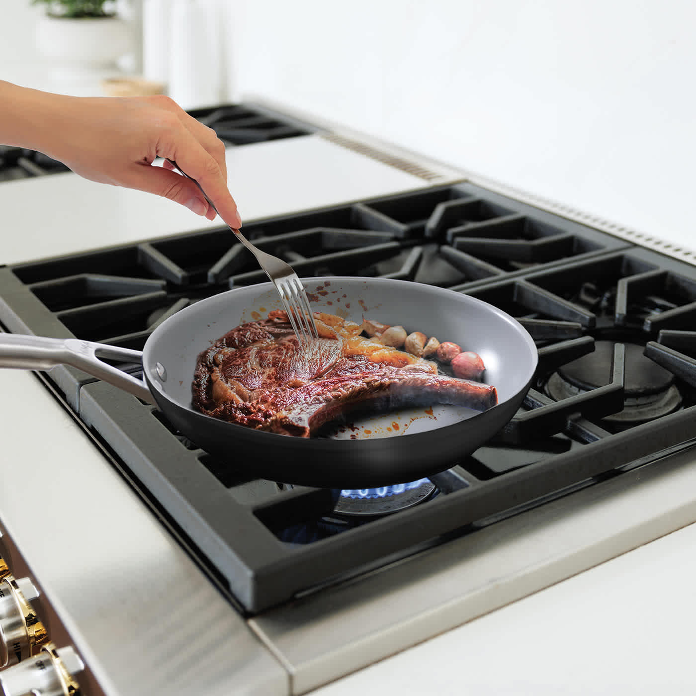 Works with all hob types