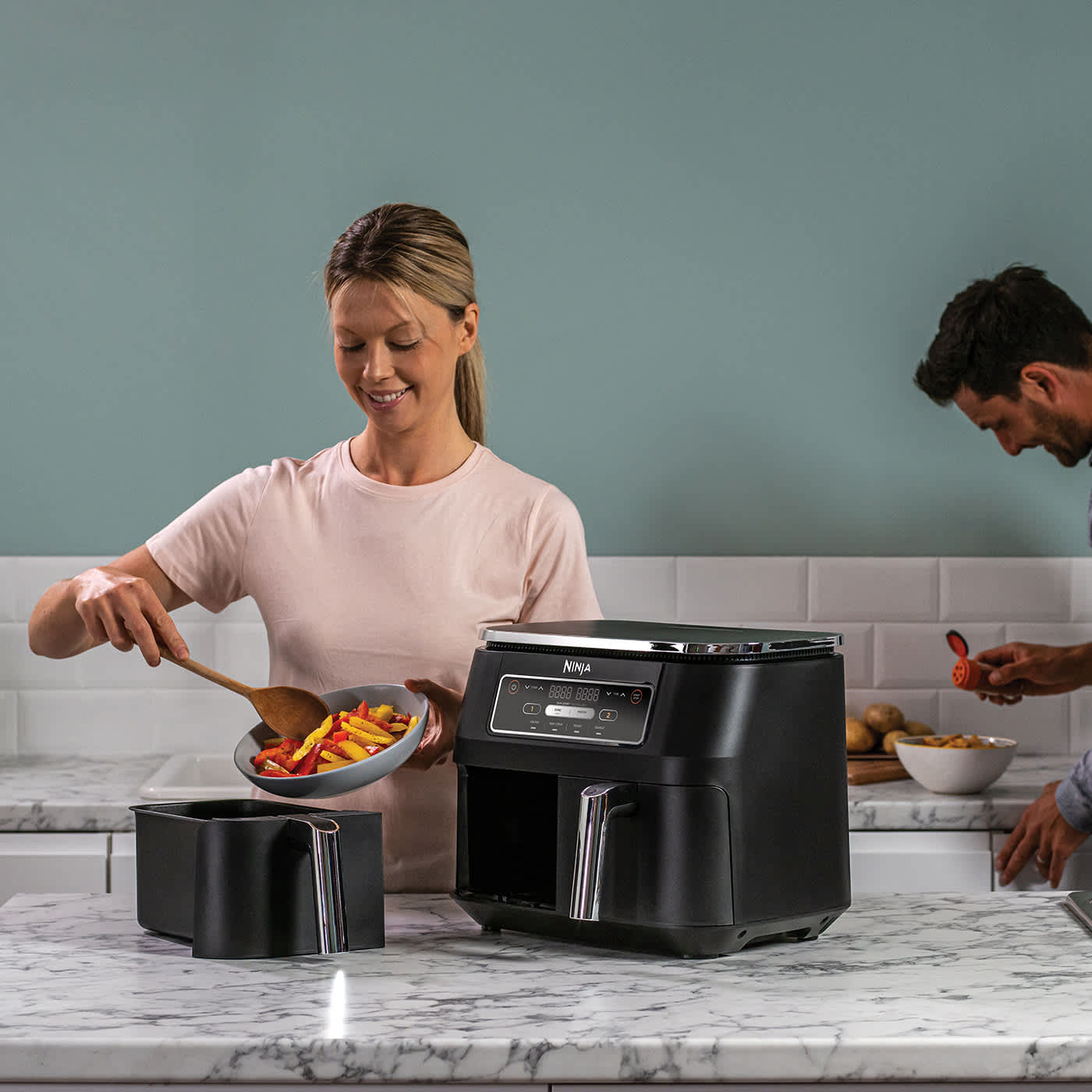 Jusqu’à 75 % plus rapide que les fours à convection*