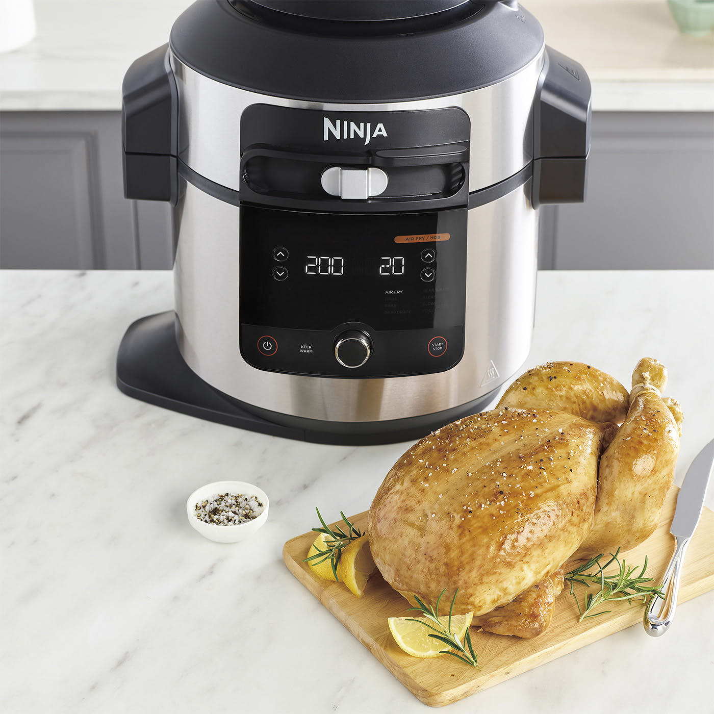 Ninja Foodi 11-in-1 SmartLid Multi-Cooker 6L - OL550UK 