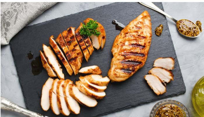 AG651UK Chicken Breasts