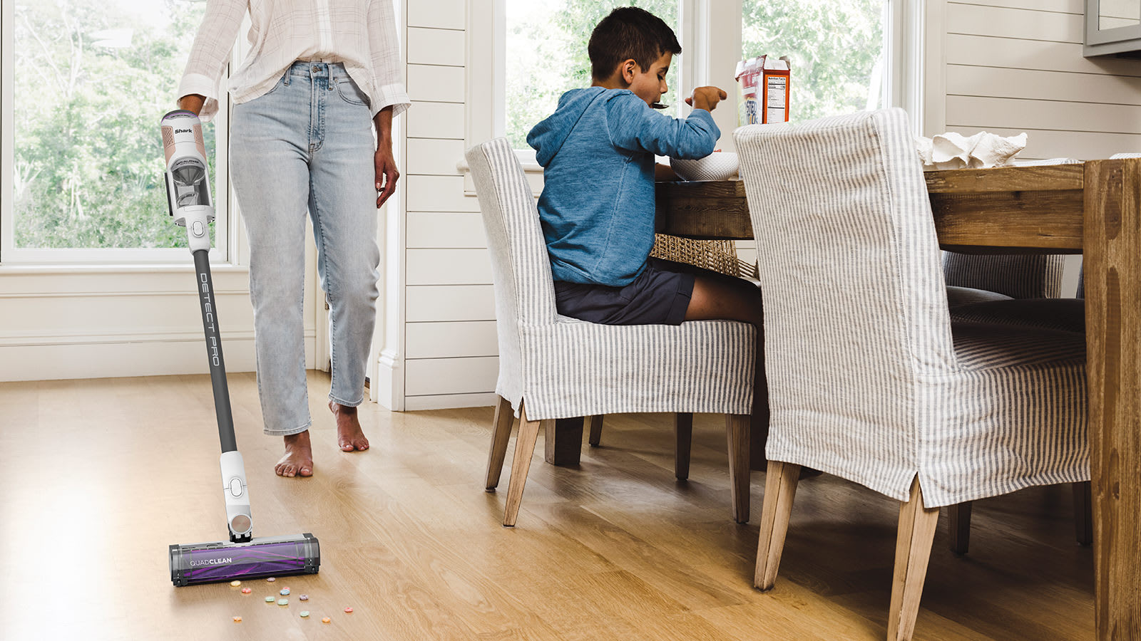 Detect Pro Cordless Vacuum Cleaner IW1511UK Shark UK