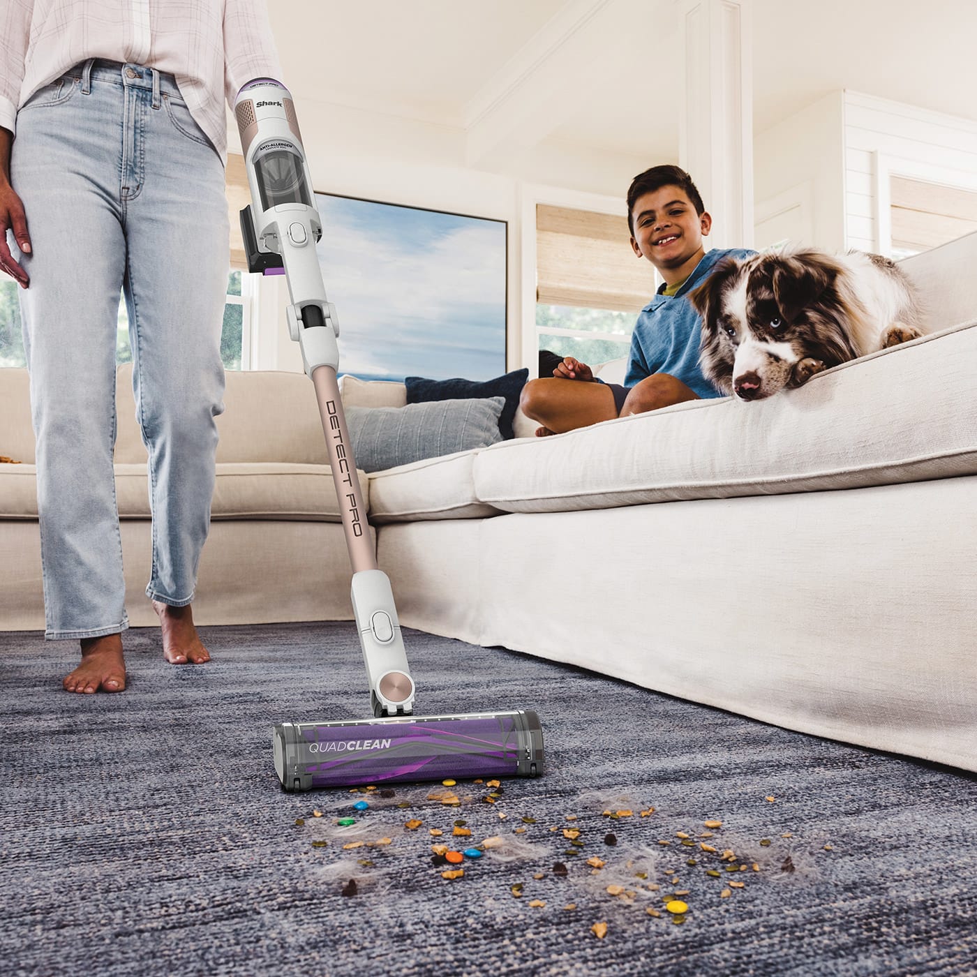Aspirateur Balai Sans Fil Shark IZ251EUT – Rechargeable – Très Peu Utilisé – 80 Min D'autonomie