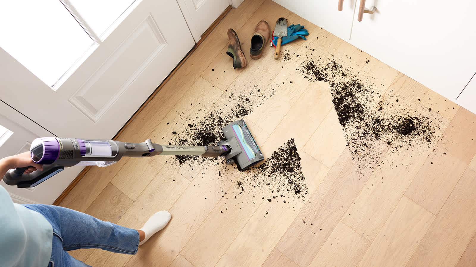 Empties & Charges After Every Clean