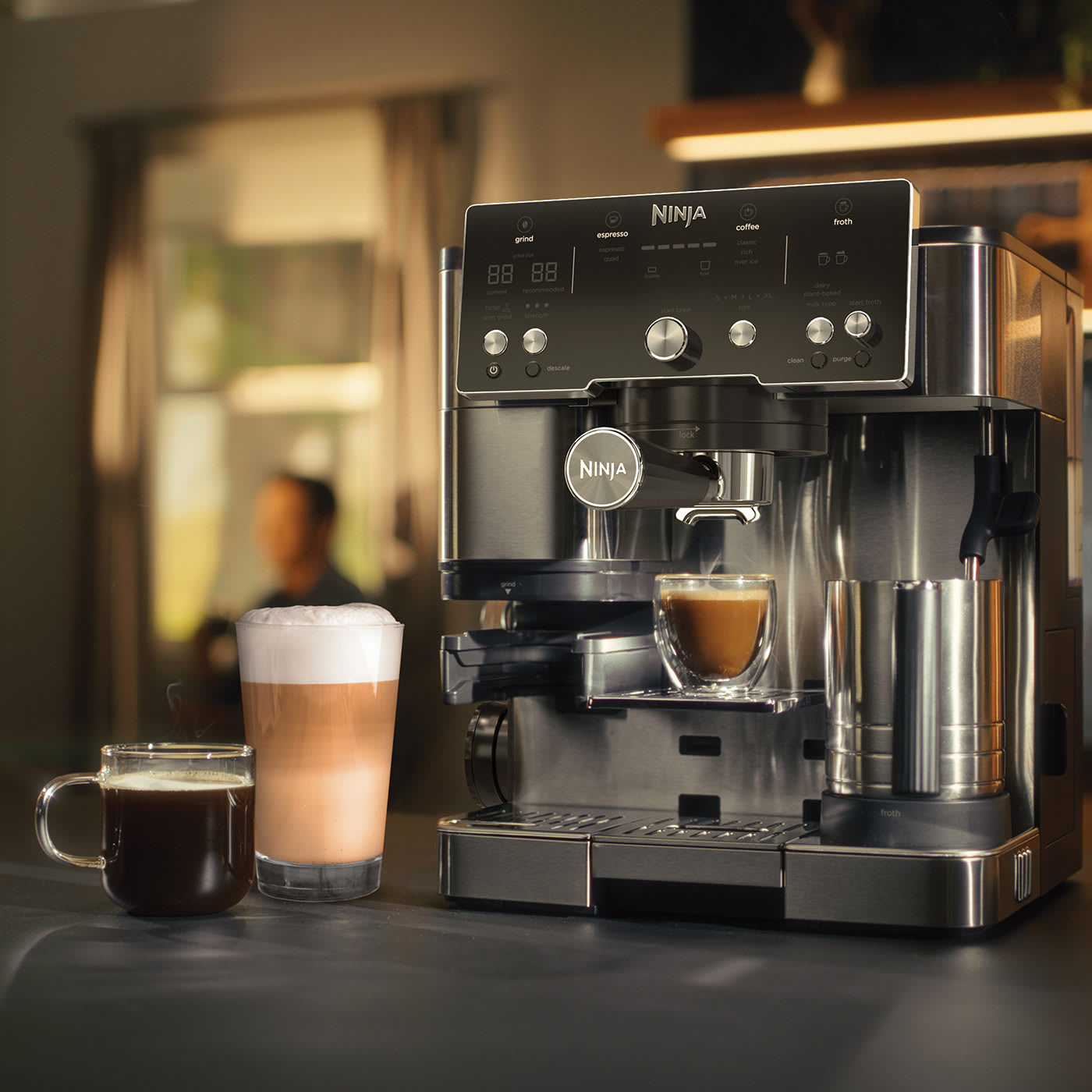 Prepara un’ampia varietà di bevande al caffè a casa, buone come al bar