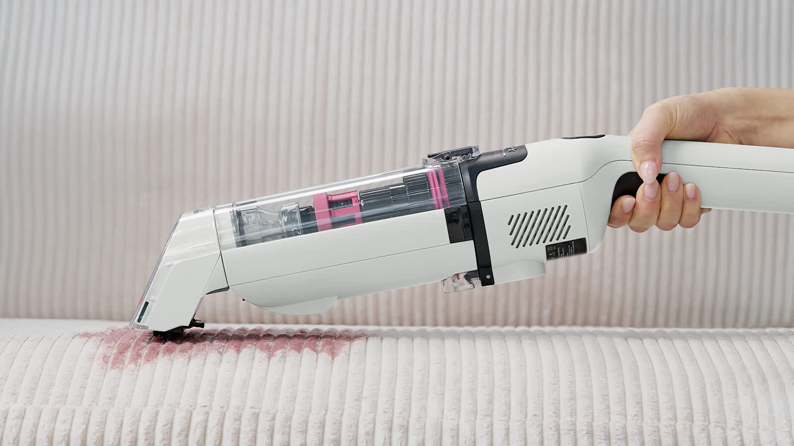 Shark HX100UKT InUse StainElimination Chemical ScrubProfile