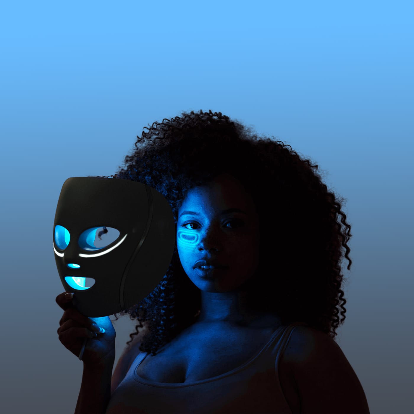 Maintenant disponible : Le masque LED CyroGlow de Shark
