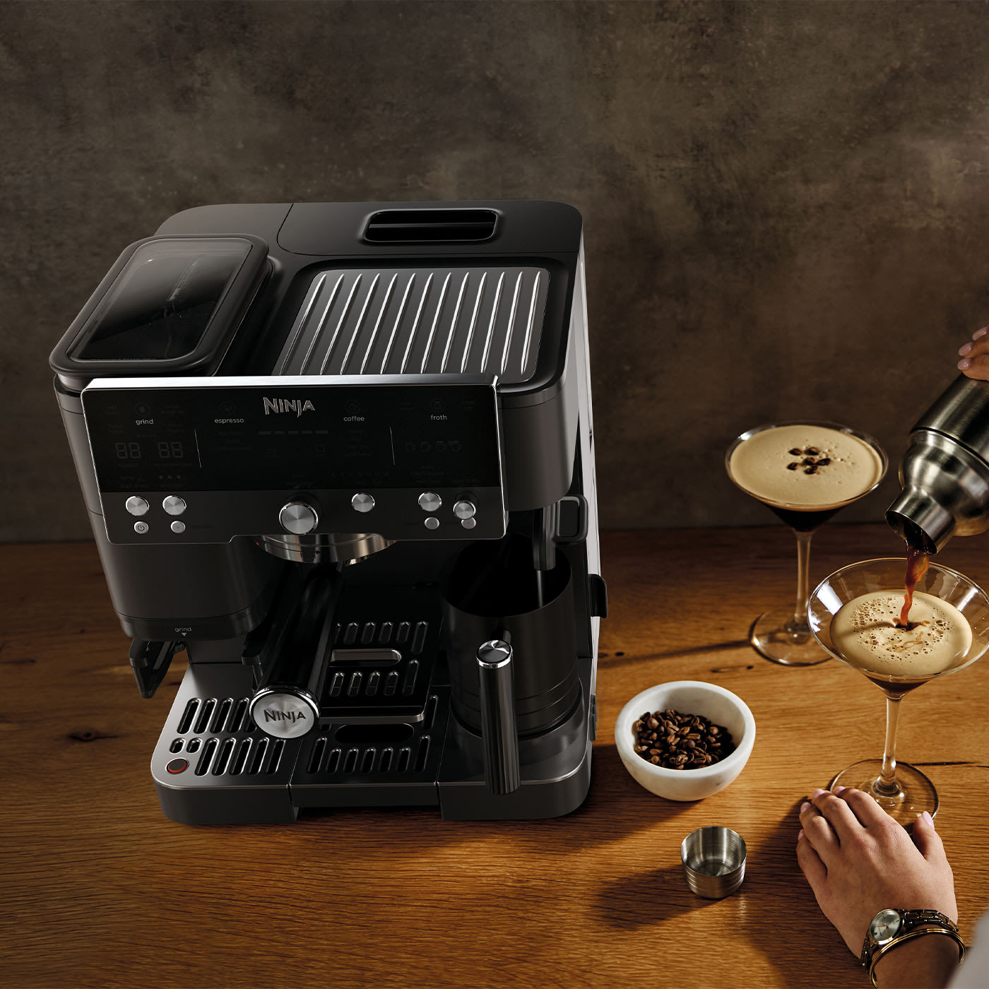 Prepara un&rsquo;ampia variet&agrave; di bevande al caff&egrave; a casa, buone come al bar