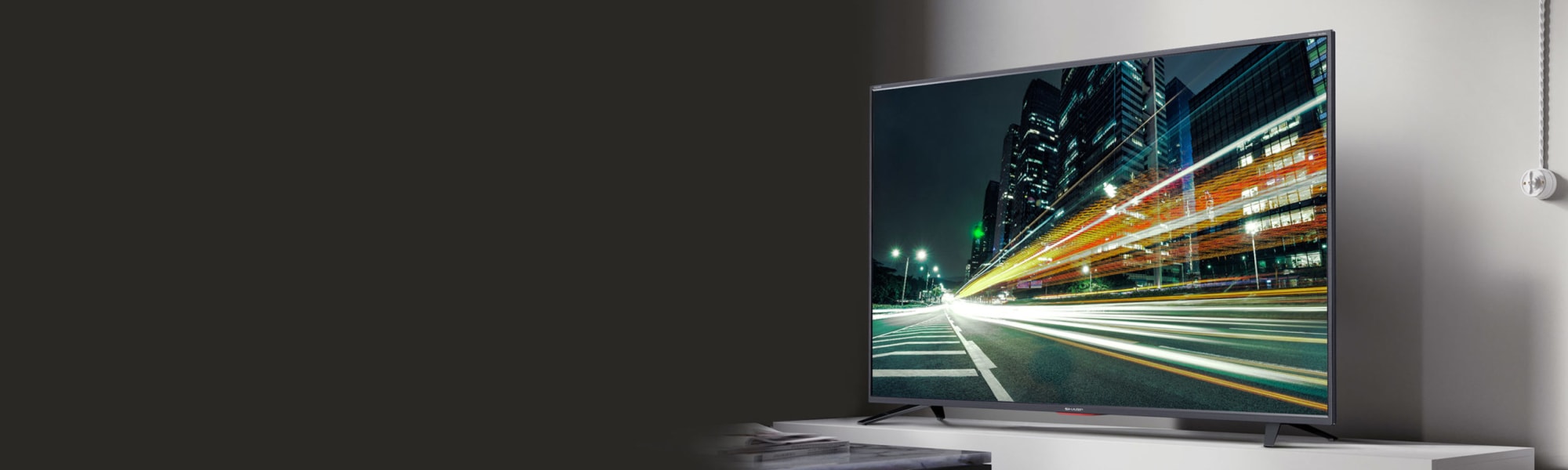 UHD - Europe TV\'s 4K Smart Sharp