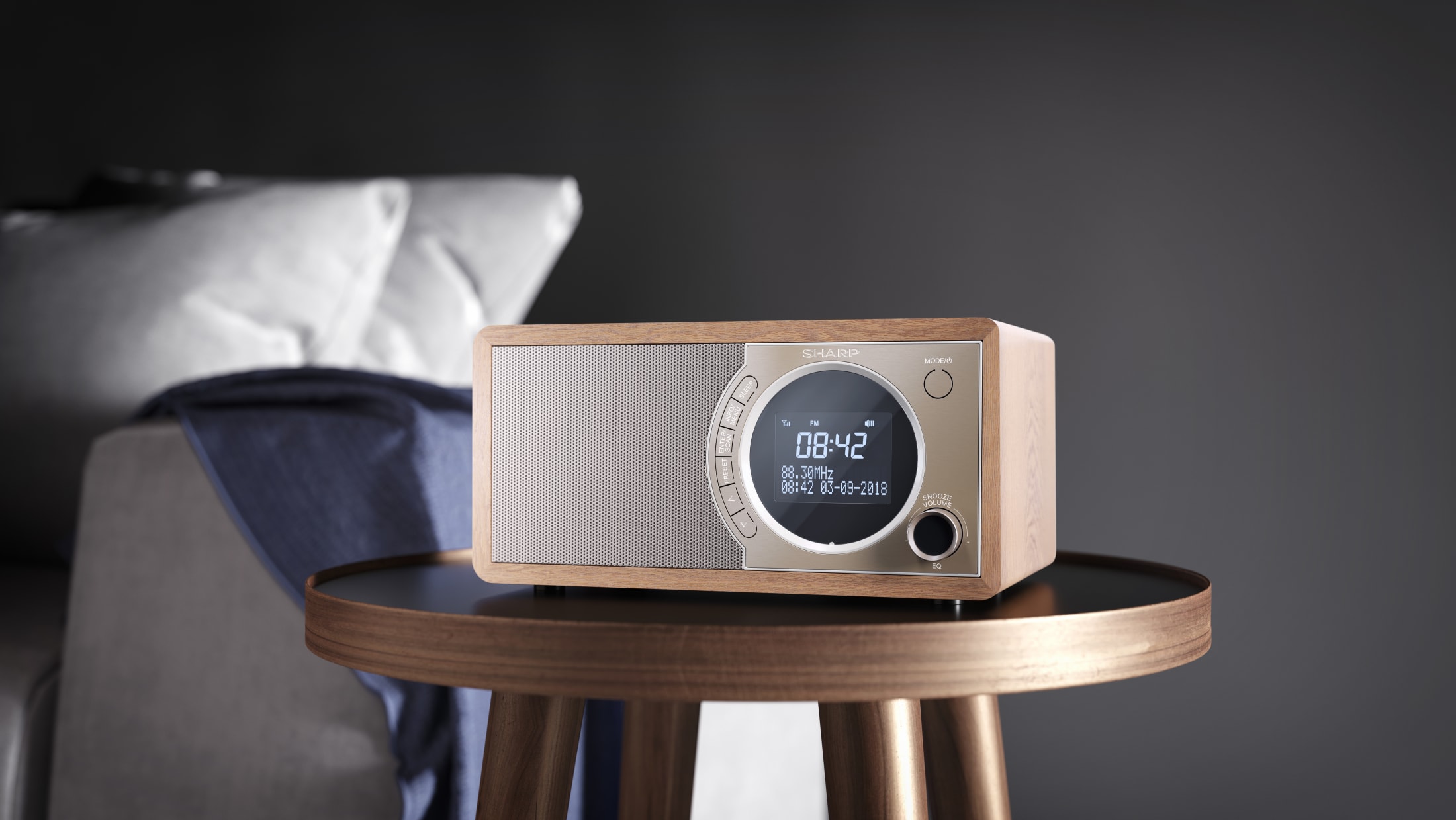 Digitalradio DAB/DAB+/FM with RDS, 6 W, Bluetooth 4.2 and 60 station memory.