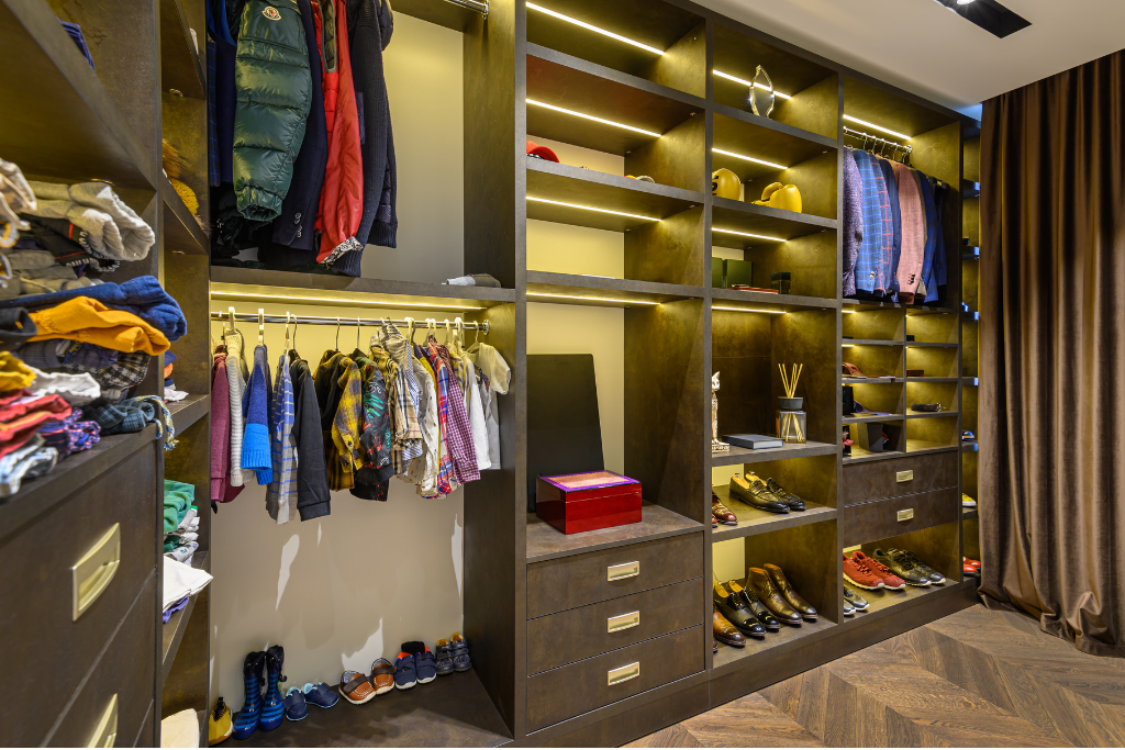 17 Creative Built-In Closet Ideas