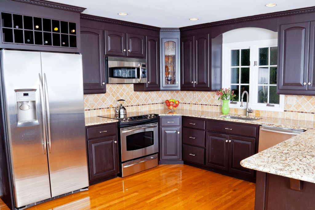 Refacing Kitchen Cabinets: Step-By-Step Process