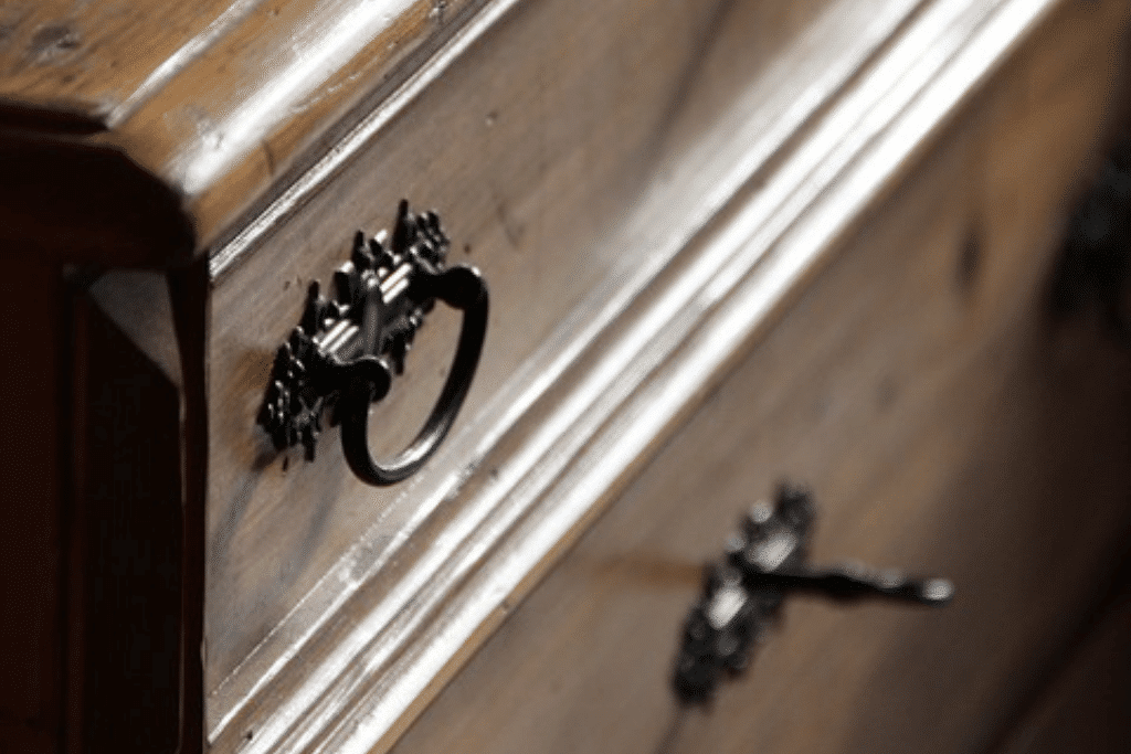 Pull Out Pantry Shelves DIY Ideas For Home Organization