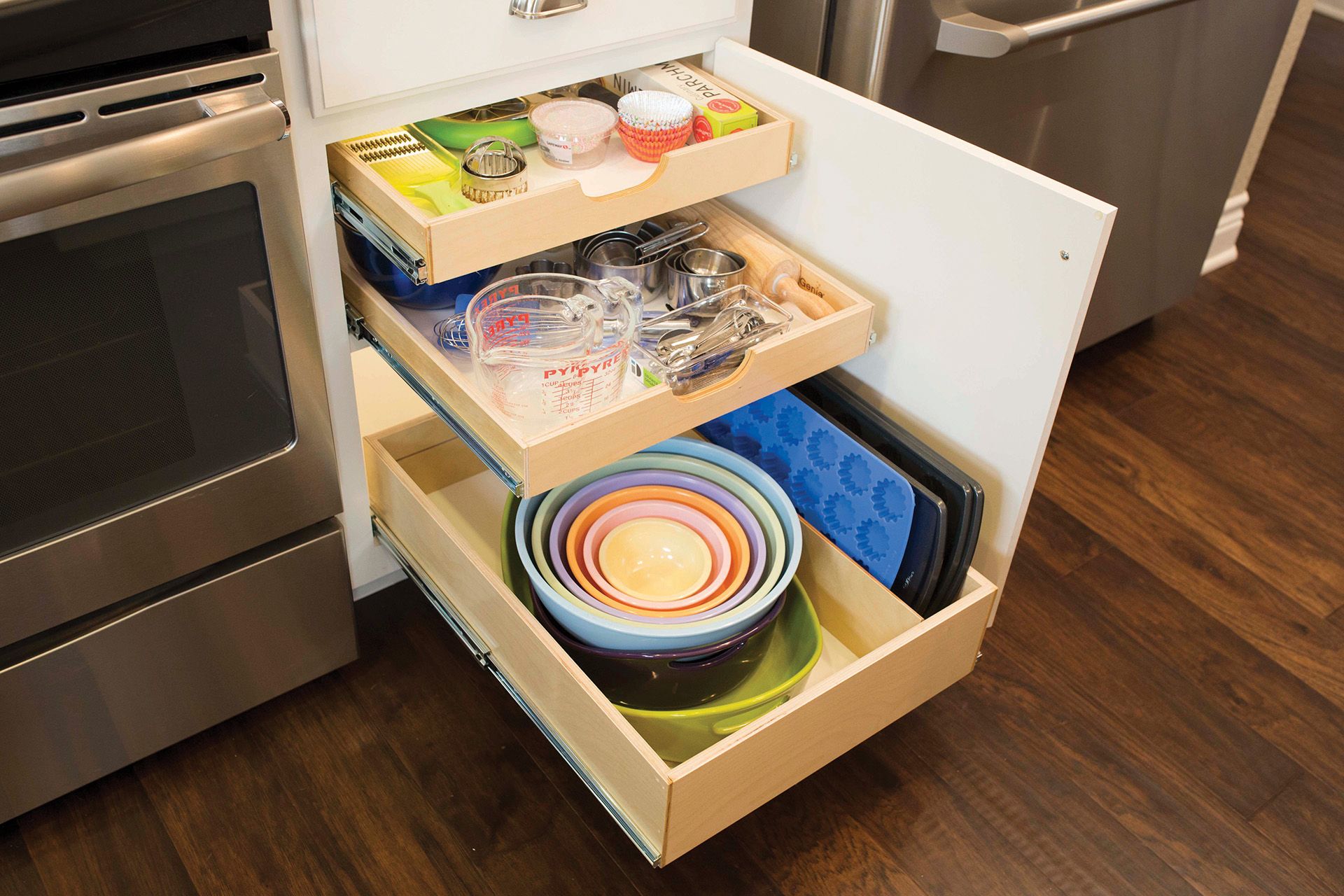 Bakeware Storage Solutions